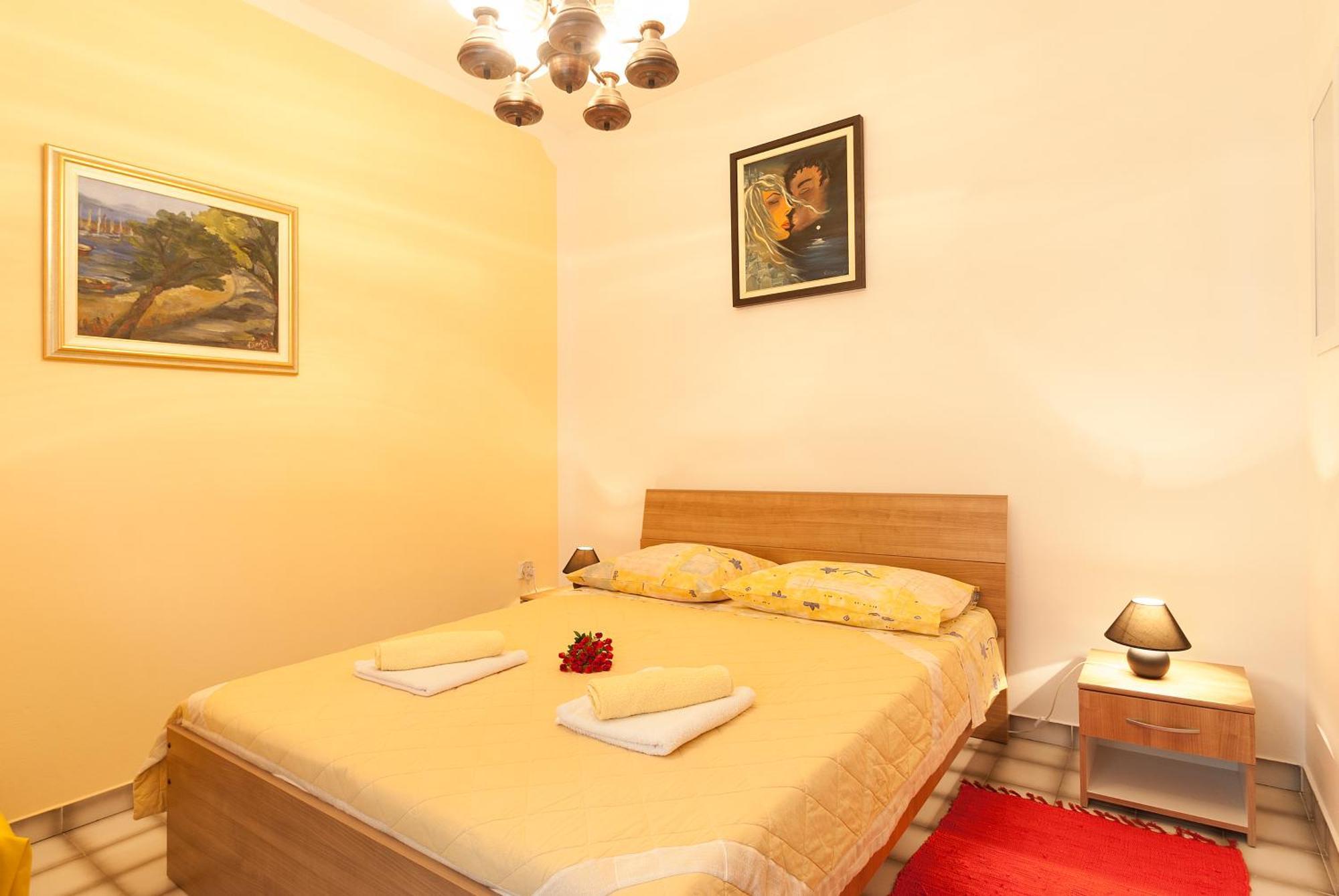 Weis Apartments Ровинь Номер фото